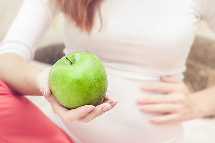 Avantages de manger des pommes vertes pendant la grossesse