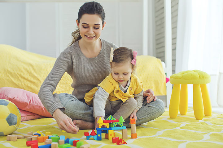 10 façons amusantes de stimuler visuellement votre bébé_1