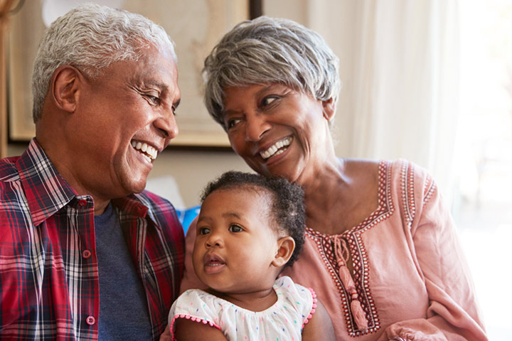 11 choses amusantes auxquelles seuls les grands-parents pour la première fois peuvent se rapporter 11 Des choses amusantes auxquelles seuls les grands-parents pour la première fois peuvent se rapporter