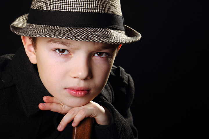 Images de costumes d'Halloween pour les enfants espionner Images