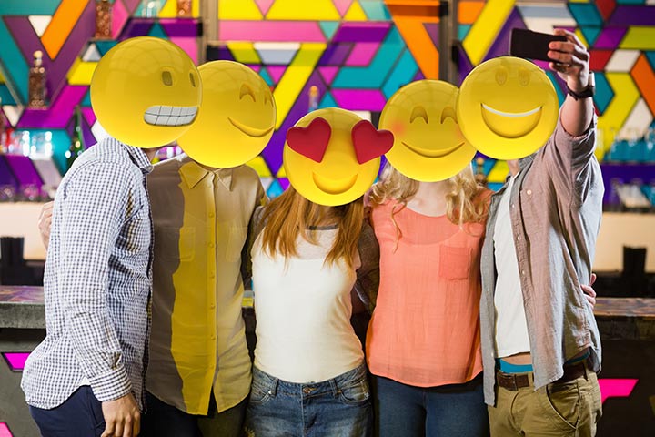 Fête d'anniversaire sur le thème Emoji
