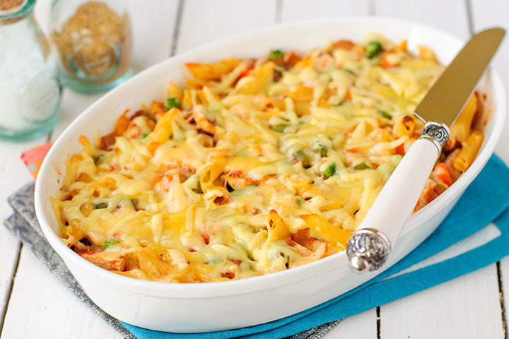 Mac et fromage pour tout-petits - Macaroni au fromage et poulet au four rapide