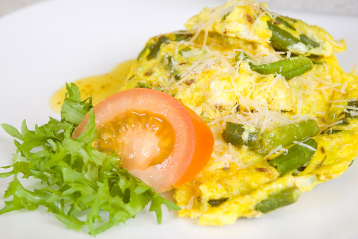Haricots verts aux œufs brouillés
