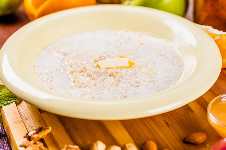 Bouillie de purée de fruits multiples