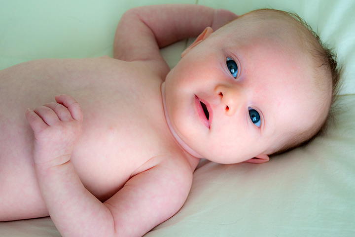Développement du bébé de mois en mois - développement du premier mois