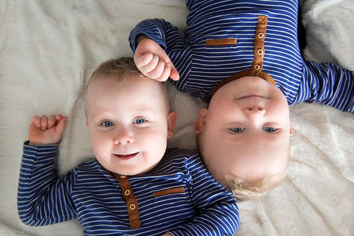 Bébés de mots et d'intonations
