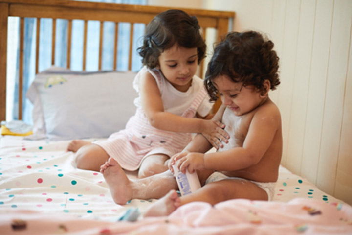 L'importance des ingrédients dans les produits de soins de la peau pour bébé
