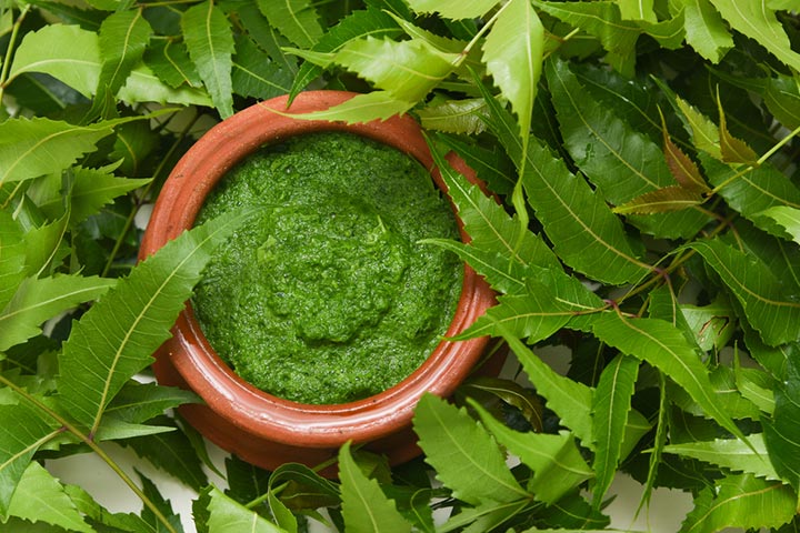Feuilles de neem pour la varicelle