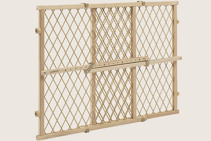 Portes de sécurité: position uniforme et porte en bois avec serrure