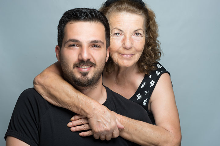Le lien partagé entre une mère et son enfant est magnifique.