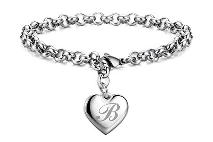 Bracelet à breloque initiale