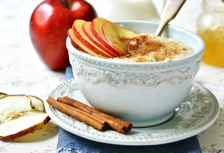 Bouillie de pomme Ragi "width =" 768 "height =" 525 "srcset =" https://dinerados.com/wp-content/uploads/2020/05/1588981952_434_Ideas-de-comida-para-bebes-de-7- months.jpg 768w, https: // cdn. cdnparenting.com/articles/2019/06/27150528/Ragi-Apple-Porridge-218x150.jpg 218w, https://cdn.cdnparenting.com/articles/2019/06/27150528/Ragi-Apple-Porridge-696x476.jpg 696w, https://cdn.cdnparenting.com/articles/2019/06/27150528/Ragi-Apple-Porridge-614x420.jpg 614w "tailles =" (largeur maximale: 768px) 100vw, 768px