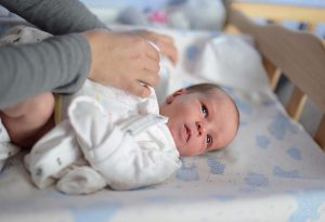 Répulsifs anti-moustiques sûrs et dangereux pour les bébés 15 Répulsifs anti-moustiques sûrs et dangereux pour les bébés 1588982048 285 Repelentes de mosquitos seguros e inseguros para bebes
