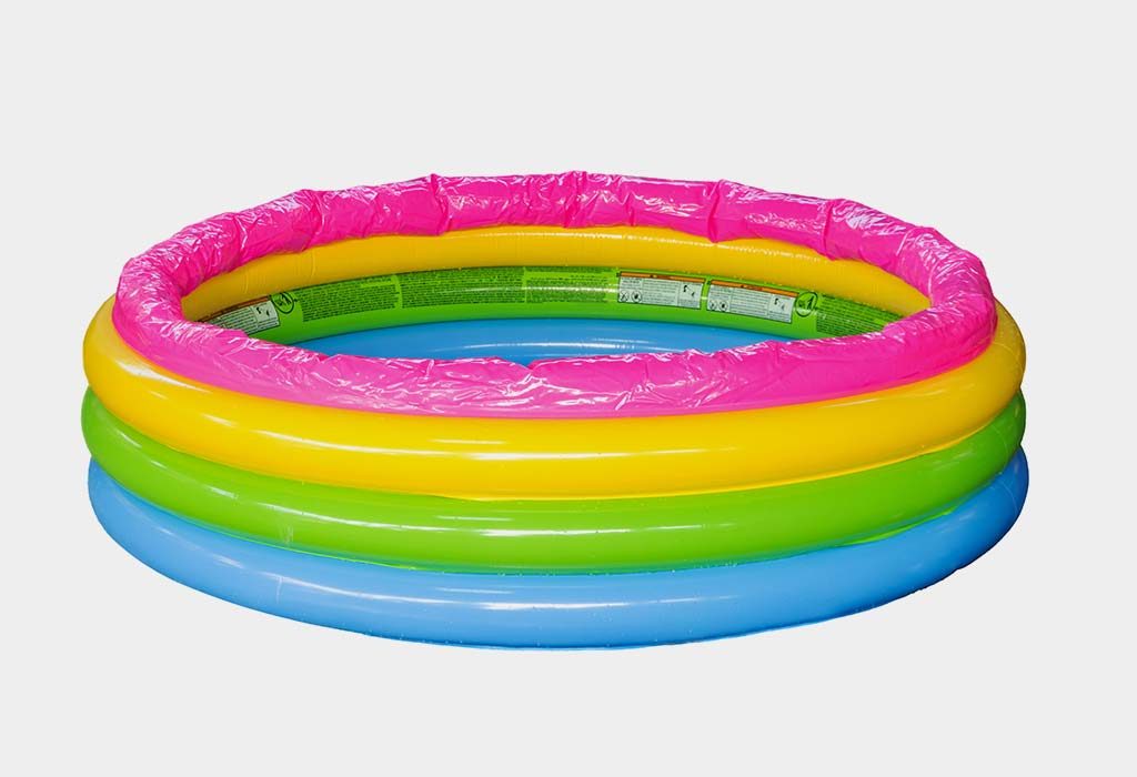 piscine gonflable comme parc "largeur =" 1024 "hauteur =" 700 "srcset =" https://cdn.cdnparenting.com/articles/2019/01/15114340/272970755-H.jpg 1024w, https: //cdn.cdnparenting .com / articles / 2019/01/15114340/272970755-H-768x525.jpg 768w, https://cdn.cdnparenting.com/articles/2019/01/15114340/272970755-H-218x150.jpg 218w, https: / /cdn.cdnparenting.com/articles/2019/01/15114340/272970755-H-696x476.jpg 696w, https://cdn.cdnparenting.com/articles/2019/01/15114340/272970755-H-614x420.jpg 614w "tailles =" (largeur maximale: 1024px) 100vw, 1024px