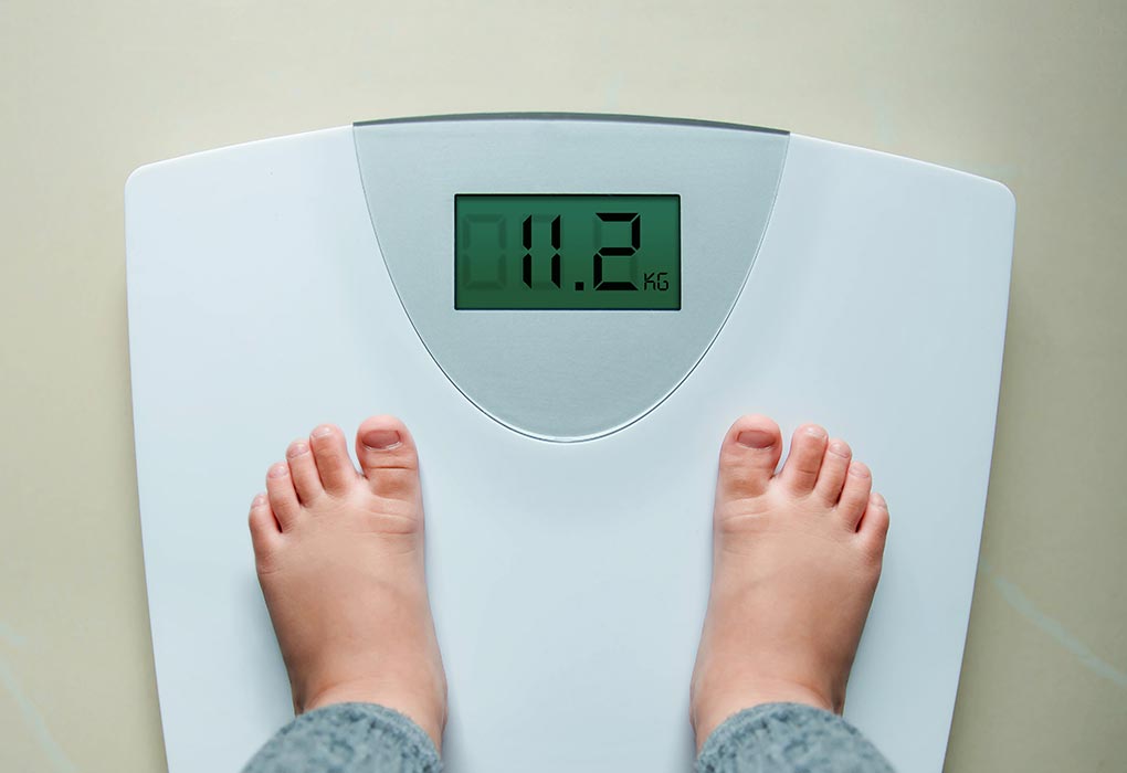 Augmentation du poids du bébé "width =" 1020 "height =" 700 "srcset =" https://dinerados.com/wp-content/uploads/2020/05/1588985853_845_La-sobrealimentacion-de-un-bebe-¿eses -a-concern.jpg 1020w, https: //cdn.cdnparenting .com / articles / 2018/08/25172053/793596955-H-768x527.jpg 768w, https://cdn.cdnparenting.com/articles/2018/08 /25172053/793596955-H-100x70.jpg 100w, https: / /cdn.cdnparenting.com/articles/2018/08/25172053/793596955-H-218x150.jpg 218w, https://cdn.cdnparenting.com/articles /2018/08/25172053/793596955-H-696x478.jpg 696w, https://cdn.cdnparenting.com/articles/2018/08/25172053/793596955-H-612x420.jpg 612w "tailles =" (largeur maximale: 1020px) 100vw, 1020px