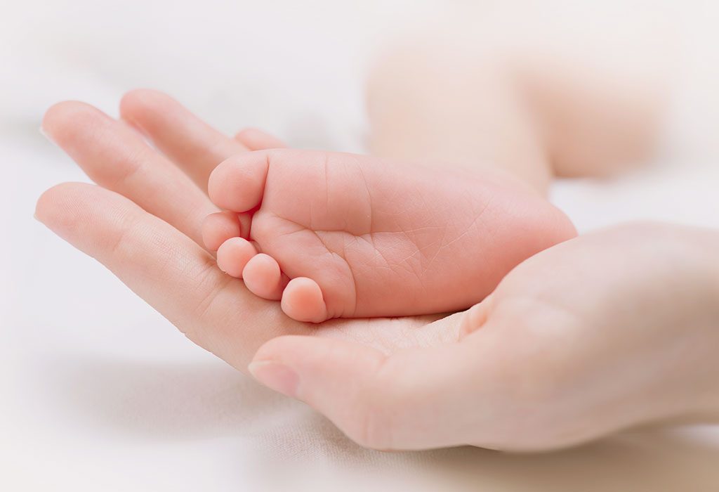 Est-il sûr d'utiliser la lotion pour bébé chez les nouveau-nés? 10 Est-il sûr d