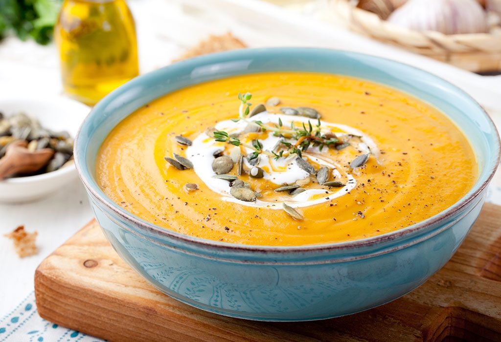 Recettes de soupe de bébé faciles et savoureuses 19 SOUPE DE CITROUILLE "width =" 1024 "height =" 700 "srcset =" https://cdn.cdnparenting.com/articles/2018/04/269502911-H.jpg 1024w, https://cdn.cdnparenting.com/ articles /2018/04/269502911-H-768x525.jpg 768w, https://cdn.cdnparenting.com/articles/2018/04/269502911-H-218x150.jpg 218w, https://cdn.cdnparenting.com/ articles /2018/04/269502911-H-696x476.jpg 696w, https://cdn.cdnparenting.com/articles/2018/04/269502911-H-614x420.jpg 614w "tailles =" (largeur maximale: 1024px) 100vw 1024px