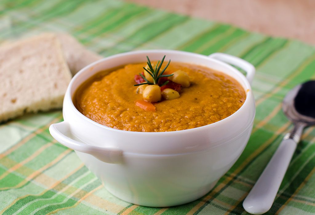 Présentation des pois chiches aux bébés 10 Purée de pois chiches et de légumes "width =" 1024 "height =" 700 "srcset =" https://cdn.cdnparenting.com/articles/2018/07/132483395-H.jpg 1024w, https: //cdn.cdnparenting. com /articles/2018/07/132483395-H-768x525.jpg 768w, https://cdn.cdnparenting.com/articles/2018/07/132483395-H-218x150.jpg 218w, https: //cdn.cdnparenting. com /articles/2018/07/132483395-H-696x476.jpg 696w, https://cdn.cdnparenting.com/articles/2018/07/132483395-H-614x420.jpg 614w "tailles =" (largeur maximale: 1024px ) 100vw, 1024px