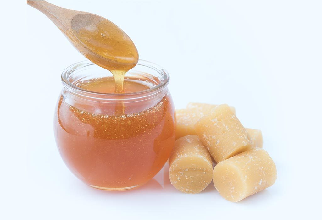 Donner Jaggery (Gur) aux bébés 8 Sirop Jaggery "width =" 1024 "height =" 700 "srcset =" https://cdn.cdnparenting.com/articles/2018/05/675805813_H.jpg 1024w, https://cdn.cdnparenting.com/articles/ 2018/05 / 675805813_H-768x525.jpg 768w, https://cdn.cdnparenting.com/articles/2018/05/675805813_H-218x150.jpg 218w, https://cdn.cdnparenting.com/articles/2018/05/ 675805813_H -696x476.jpg 696w, https://cdn.cdnparenting.com/articles/2018/05/675805813_H-614x420.jpg 614w "tailles =" (largeur maximale: 1024px) 100vw, 1024px