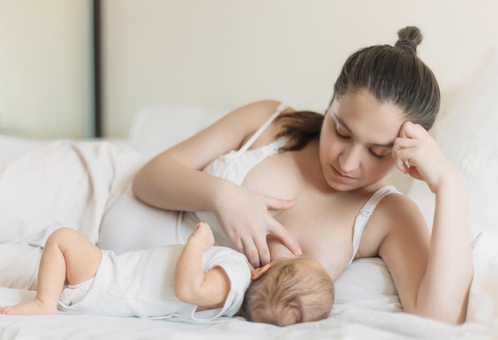 10 conseils pour allaiter avec de gros seins 7 MÉTHODE C-HOLD ET ALLAITEMENT TANT QUE "width =" 1024 "height =" 700 "srcset =" https://cdn.cdnparenting.com/articles/2018/05/295424006-H.jpg 1024w, https: // cdn .cdnparenting.com / articles / 2018/05/295424006-H-768x525.jpg 768w, https://cdn.cdnparenting.com/articles/2018/05/295424006-H-218x150.jpg 218w, https: // cdn .cdnparenting.com / articles / 2018/05/295424006-H-696x476.jpg 696w, https://cdn.cdnparenting.com/articles/2018/05/295424006-H-614x420.jpg 614w "tailles =" ( largeur maximale: 1024px) 100vw, 1024px