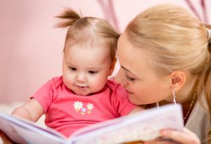 Premiers mots de bébé: Baby Talk Milestone 7 LIRE FORT "width =" 1706 "height =" 1166 "srcset =" https://dinerados.com/wp-content/uploads/2020/05/1589045906_393_Primeras-palabras-del-bebe-hito-de-hablar-del- baby.jpg 300w, https: //cdn.cdnparenting. com / articles / 2018/03/251541382-H-768x525.jpg 768w, https://cdn.cdnparenting.com/articles/2018/03/251541382-H.jpg 1024w, https://cdn.cdnparenting.com/ articles / 2018/03/251541382-H-218x150.jpg 218w, https://cdn.cdnparenting.com/articles/2018/03/251541382-H-696x476.jpg 696w, https://cdn.cdnparenting.com/ articles / 2018/03/251541382-H-614x420.jpg 614w "tailles =" (largeur maximale: 1706px) 100vw, 1706px