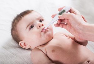 Thermomètre oral "width =" 853 "height =" 583 "srcset =" https://pflegeboard.ch/fr/wp-content/uploads/2020/06/1589055139_477_Como-verificar-la-temperatura-de-tu-bebe.jpg 300w , https://cdn.cdnparenting.com /articles/2017/12/378200950-H-768x525.jpg 768w, https://cdn.cdnparenting.com/articles/2017/12/378200950-H.jpg 1024w, https : //cdn.cdnparenting.com/articles /2017/12/378200950-H-218x150.jpg 218w, https://cdn.cdnparenting.com/articles/2017/12/378200950-H-696x476.jpg 696w, https : //cdn.cdnparenting.com/articles /2017/12/378200950-H-614x420.jpg 614w "tailles =" (largeur maximale: 853px) 100vw, 853px