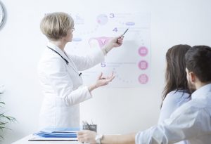 Raisons courantes de ne pas concevoir et autres problèmes d'infertilité 7 Couple infertile avec médecin "width =" 742 "height =" 507 "srcset =" https://dinerados.com/wp-content/uploads/2020/05/1589128811_657_Razones-comunes-para-no-concebir-y-others- infertility-problems.jpg 300w, https: //cdn.cdnparenting .com / articles / 2018/02/281151836-H-768x525.jpg 768w, https://cdn.cdnparenting.com/articles/2018/02/ 281151836-H.jpg 1024w, https://cdn.cdnparenting.com /articles/2018/02/281151836-H-218x150.jpg 218w, https://cdn.cdnparenting.com/articles/2018/02/281151836- H-696x476.jpg 696w, https://cdn.cdnparenting.com/articles/2018/02/281151836-H-614x420.jpg 614w "tailles =" (largeur maximale: 742px) 100vw, 742px