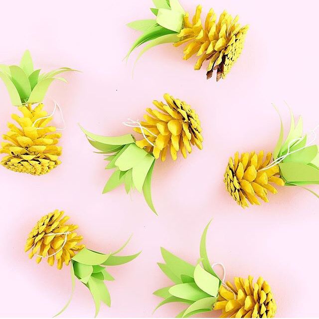 Artisanat en pomme de pin pour enfants "width =" 640 "height =" 640 "srcset =" https://dinerados.com/wp-content/uploads/2020/05/1589130351_850_7-manualidades-de-cono-de-pino -peculiar-para-ninos.jpg 640w, https: // cdn.cdnparenting.com/articles/2020/03/07181408/Pineapple-pine-cone-150x150.jpg 150w, https://cdn.cdnparenting.com/articles / 2020/03/07181408 / Pineapple-pine-cone-420x420 .jpg 420w "tailles =" (largeur maximale: 640 px) 100 vw, 640 px
