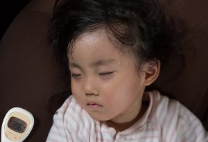 bébé faible après la vaccination DTaP "width =" 754 "height =" 515 "srcset =" https://dinerados.com/wp-content/uploads/2020/05/1589301757_269_Vacuna-contra-la-tos-ferina-el -tetanos-y-la-diphtérie.jpg 300w, https: // cdn. cdnparenting.com/articles/2017/12/528853234-H-768x525.jpg 768w, https://cdn.cdnparenting.com/articles/2017/12/528853234-H.jpg 1024w, https: //cdn.cdnparenting. com / articles / 2017/12/528853234-H-218x150.jpg 218w, https://cdn.cdnparenting.com/articles/2017/12/528853234-H-696x476.jpg 696w, https: //cdn.cdnparenting. com / articles / 2017/12/528853234-H-614x420.jpg 614w "tailles =" (largeur maximale: 754px) 100vw, 754px