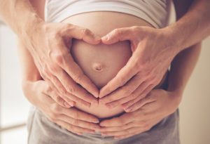 Chances de tomber enceinte après une fausse couche "width =" 1133 "height =" 774 "srcset =" https://dinerados.com/wp-content/uploads/2020/05/1589376065_368_Embarazo-despues-de-un-aborto -espontaneo.jpg 300w, https: // cdn .cdnparenting.com / articles / 2018/01/529087087-H-768x525.jpg 768w, https://cdn.cdnparenting.com/articles/2018/01/529087087-H .jpg 1024w, https: //cdn.cdnparenting .com / articles / 2018/01/529087087-H-218x150.jpg 218w, https://cdn.cdnparenting.com/articles/2018/01/529087087-H-696x476 .jpg 696w, https: //cdn.cdnparenting .com / articles / 2018/01/529087087-H-614x420.jpg 614w "tailles =" (largeur maximale: 1133px) 100vw, 1133px
