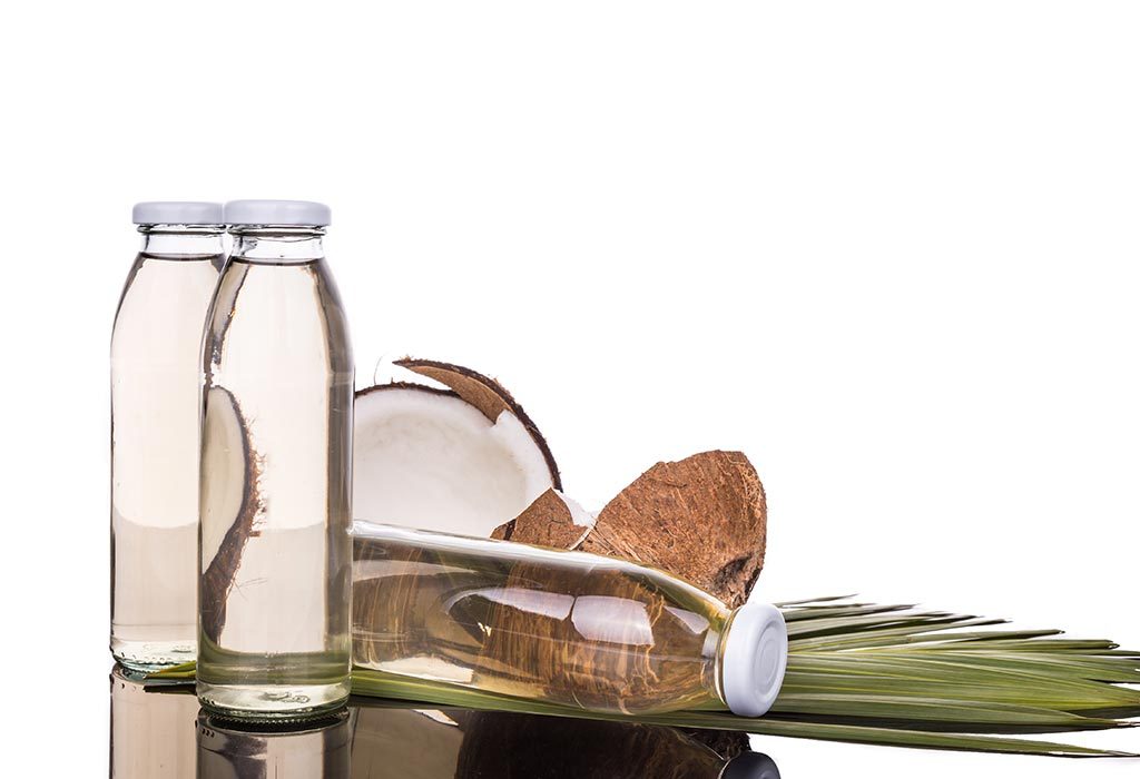 Huile de noix de coco vierge "width =" 1024 "height =" 700 "srcset =" https://cdn.cdnparenting.com/articles/2018/07/414265303-H.jpg 1024w, https://cdn.cdnparenting.com / articles / 2018/07/414265303-H-768x525.jpg 768w, https://cdn.cdnparenting.com/articles/2018/07/414265303-H-218x150.jpg 218w, https://cdn.cdnparenting.com / articles / 2018/07/414265303-H-696x476.jpg 696w, https://cdn.cdnparenting.com/articles/2018/07/414265303-H-614x420.jpg 614w "tailles =" (largeur maximale: 1024px) 100vw, 1024px