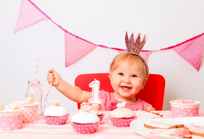 17 super cadeaux de retour pour le premier anniversaire de votre bébé 
