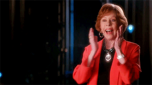 Grand-mère est la plus excitée pour les nouvelles