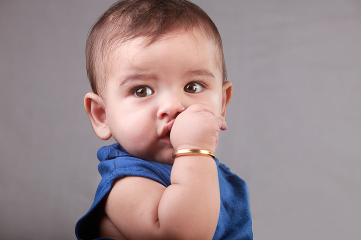 250 noms de bébé hindous les plus modernes, modernes et uniques pour l'hindou 2 Les noms de bébé hindous les plus récents, modernes et uniques