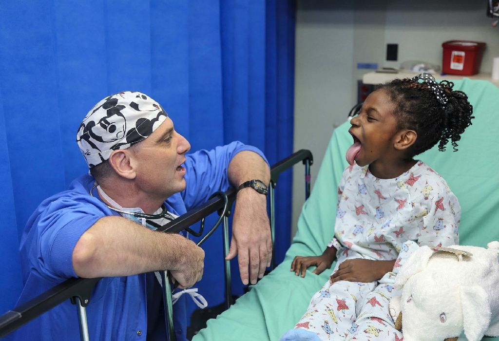 Amener votre enfant d'âge préscolaire à des visites chez le médecin