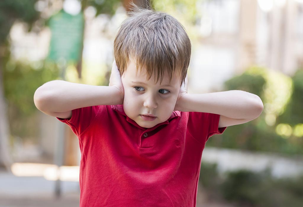 L'autisme chez les enfants: raisons, signes et traitement