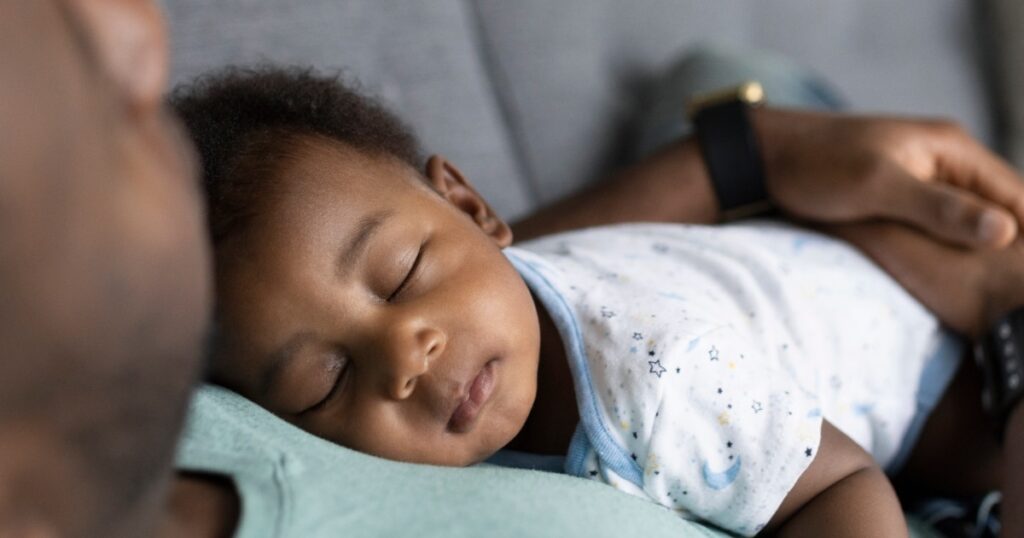 Bébé de 4 mois - Jalons de développement, sommeil, etc.