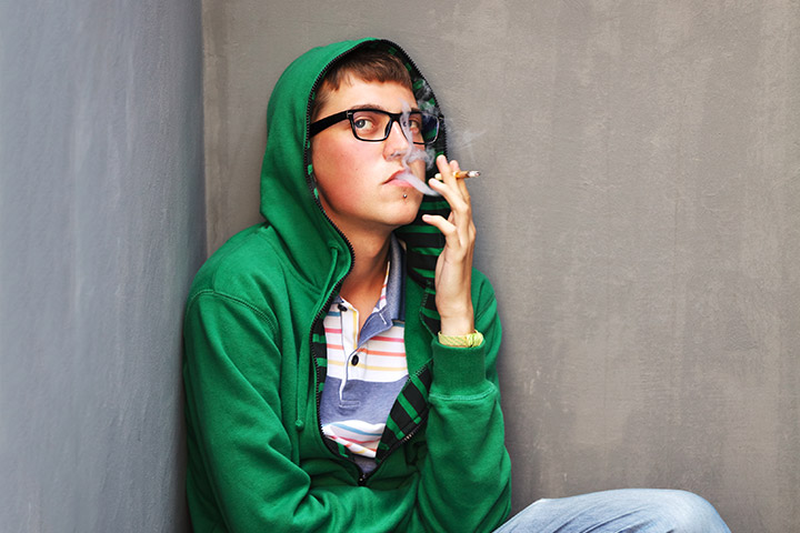 Cancer du poumon chez les adolescents: causes, symptômes et traitement 6 Images du cancer du poumon chez les adolescents