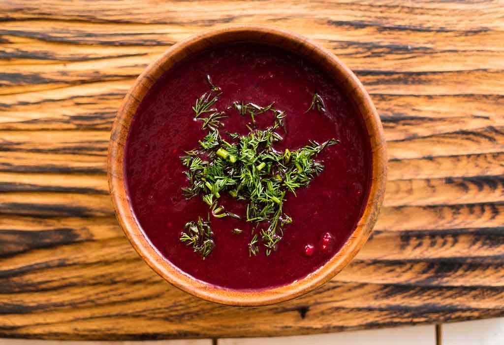 Recette de soupe à la coriandre aux carottes et aux betteraves