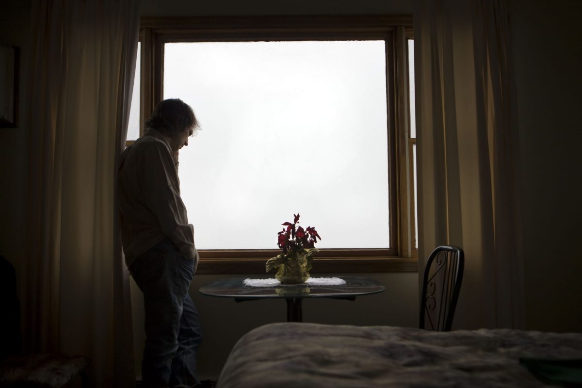 Les causes de la dépression chez les femmes, les hommes et les personnes âgées