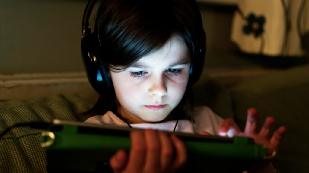 Cette astuce simple peut aider les préadolescents et les adolescents à mieux dormir la nuit