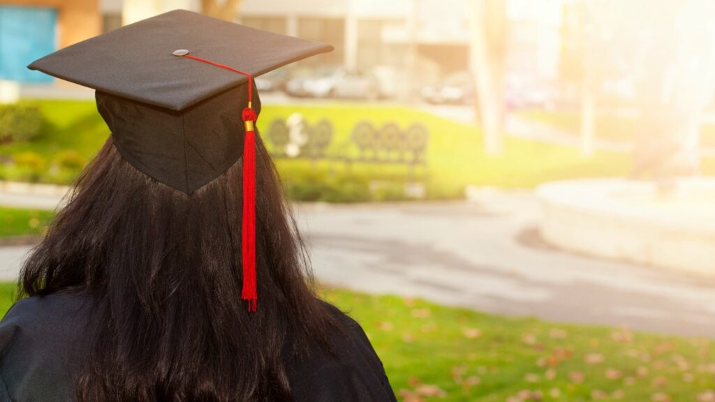 Chère classe de 2018: nous vous avons échoué