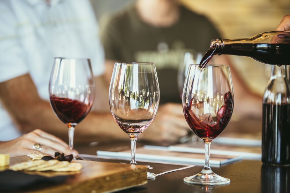 Combien de personnes boivent de l'alcool aux États-Unis? 5 Combien de personnes boivent de l'alcool aux États-Unis?