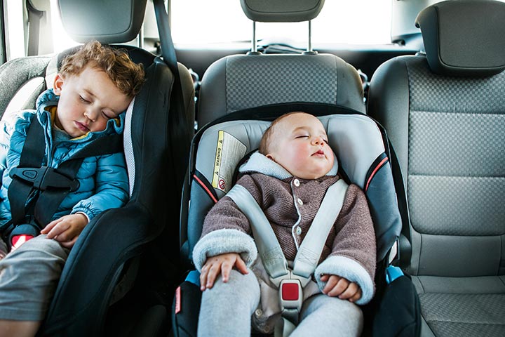 Combien de temps devez-vous garder votre enfant dans un siège d'auto orienté vers l'arrière 14 Long pour garder votre enfant dans le dos