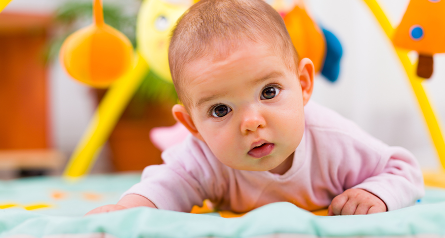 Comment développer la durée d'attention chez vos 6-12 mois