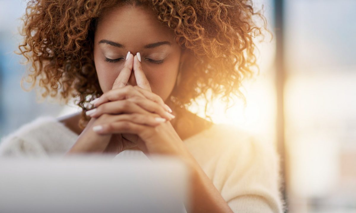 Comment la douleur émotionnelle affecte votre corps
