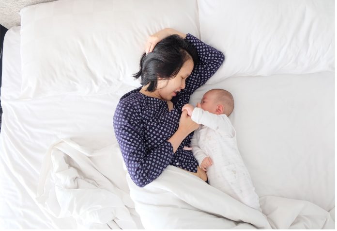 Comment les bébés utilisent le toucher pour explorer leur nouveau monde