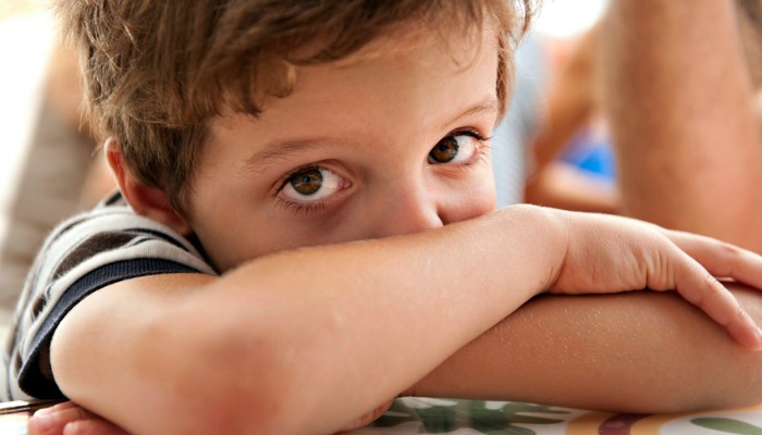 Coupons les enfants émotionnellement intenses un peu de mou
