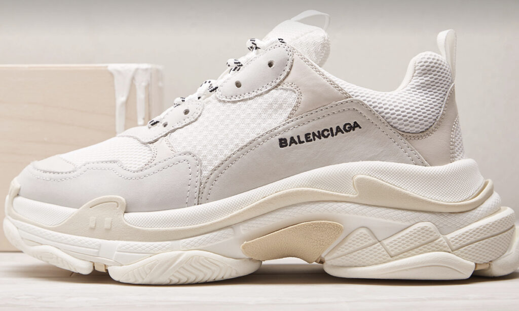 Des «chaussures de papa» grosses et laides prennent le dessus sur l'industrie de la mode