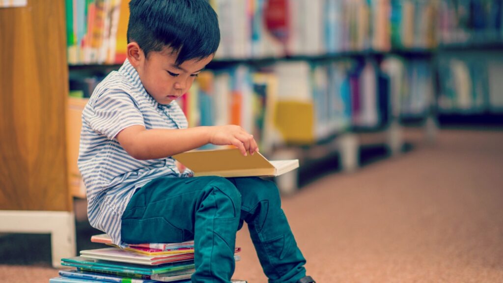 Détendez-vous, parents: ça va si votre enfant de 5 ans ne lit pas, et voici pourquoi 3 Détendez-vous, parents: ça va si votre enfant de 5 ans ne lit pas, et voici pourquoi